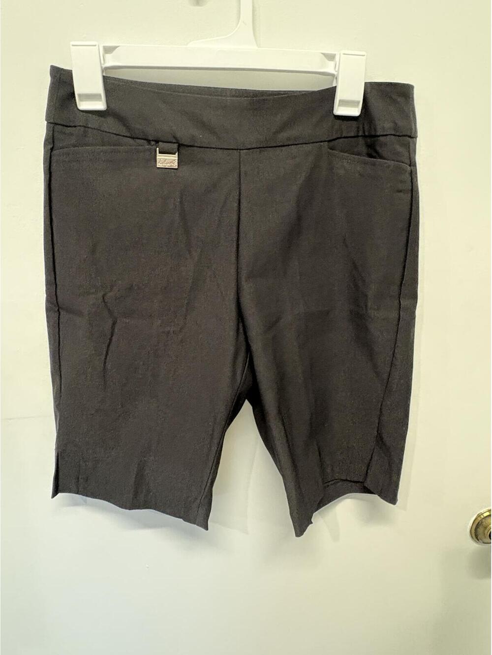 Lulu B Women’s Black Pull-On Shorts Size 8